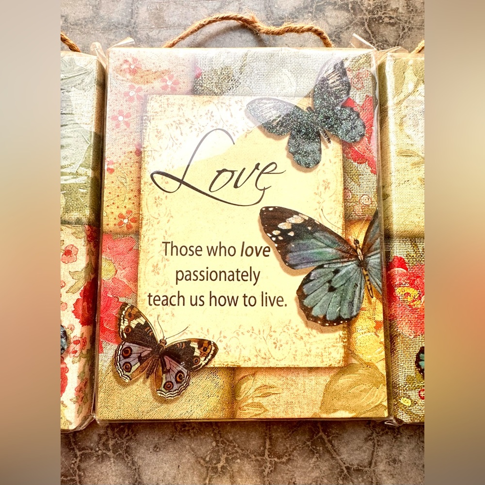 Faith Love Hope Butterfly Wall Plaques - Pastel Floral Set - Picture 4 of 8
